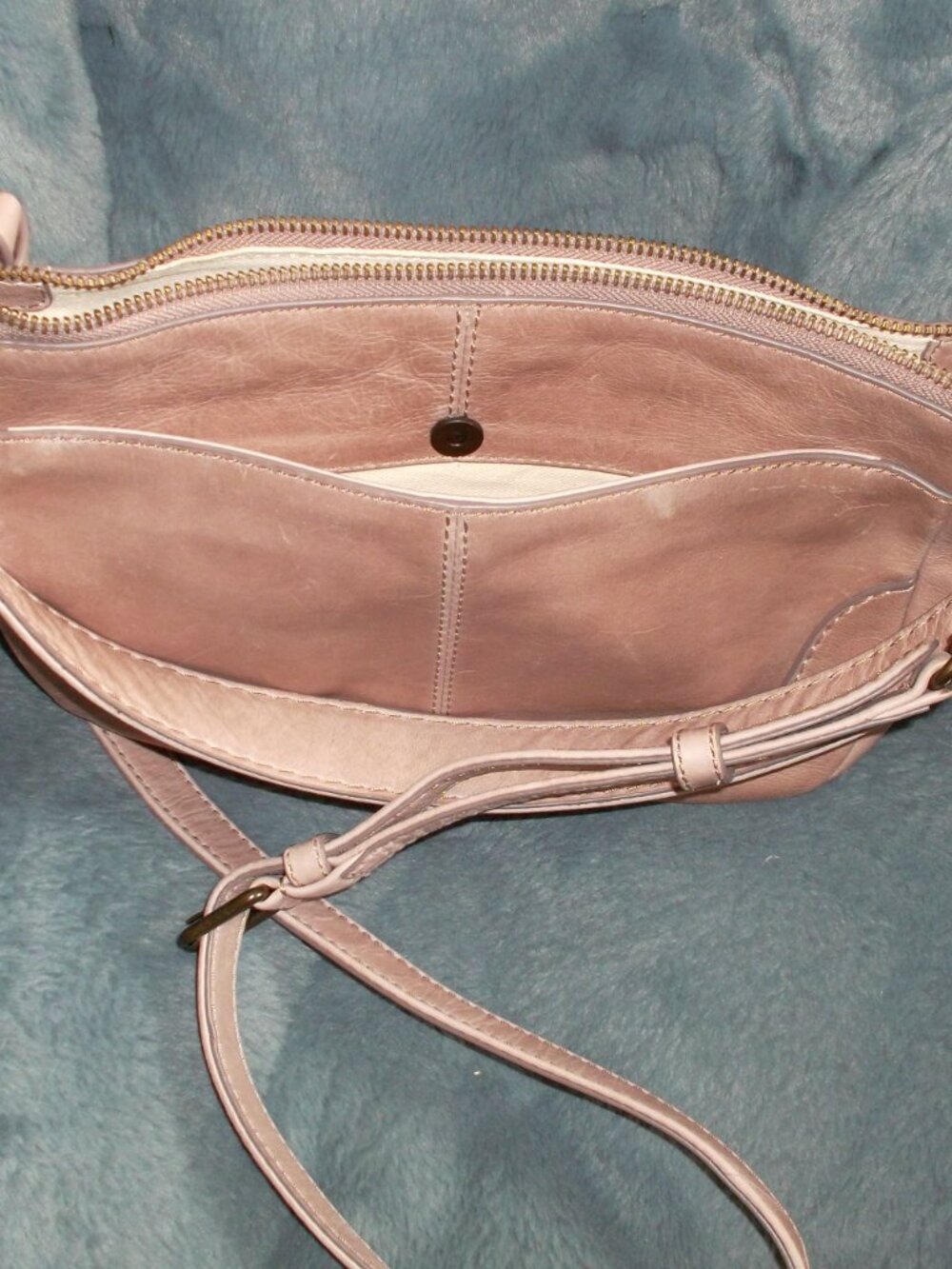 Frye Melissa Mushroom Crossbody bag - Picture 5 of 7